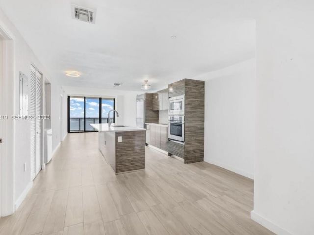 Квартира в аренду номер3907 - фото 7493324