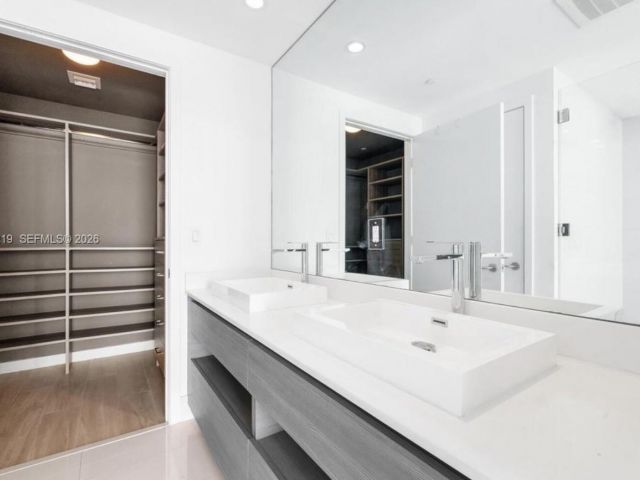 Квартира в аренду номер3907 - фото 7493345