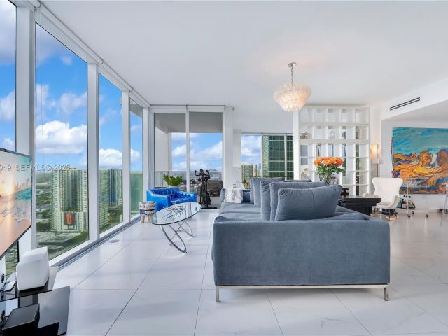 Квартира в аренду номер3306 - фото 7488357