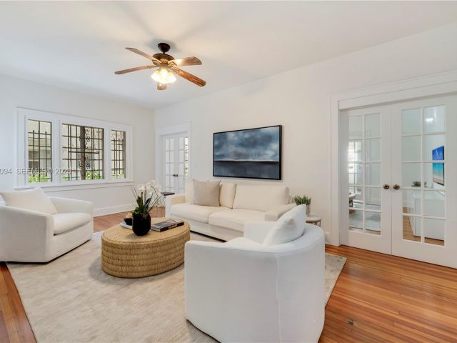 Продажа дома по адресу 311 Navarre Ave - фото 7531531