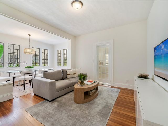 Продажа дома по адресу 311 Navarre Ave - фото 7531533