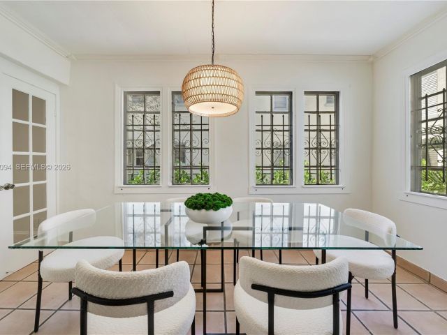 Продажа дома по адресу 311 Navarre Ave - фото 7531536