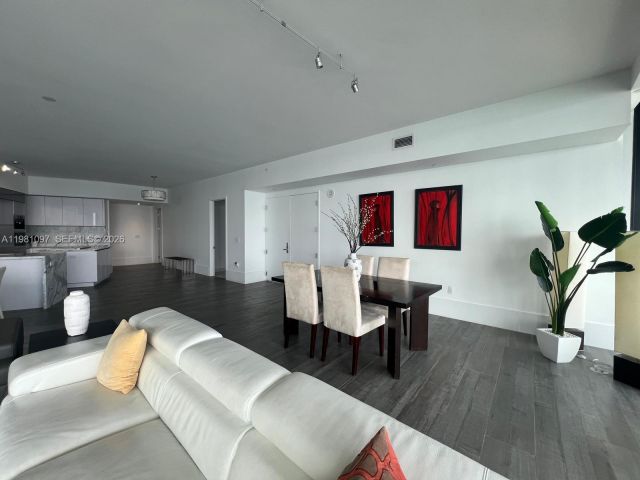 Квартира в аренду номер504 - фото 7523111