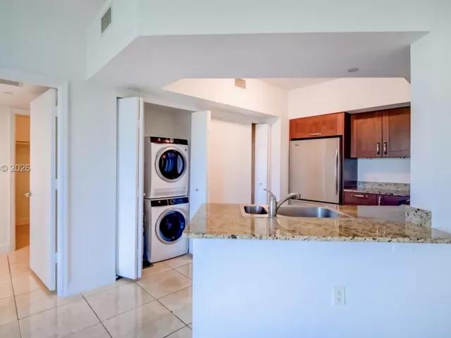 Продажа квартиры #512 - фото 7506493