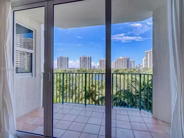 Продажа квартиры #512 - фото 7506486