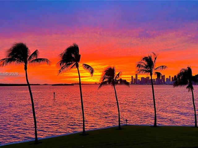 Продажа квартиры #5222 - фото 7516810