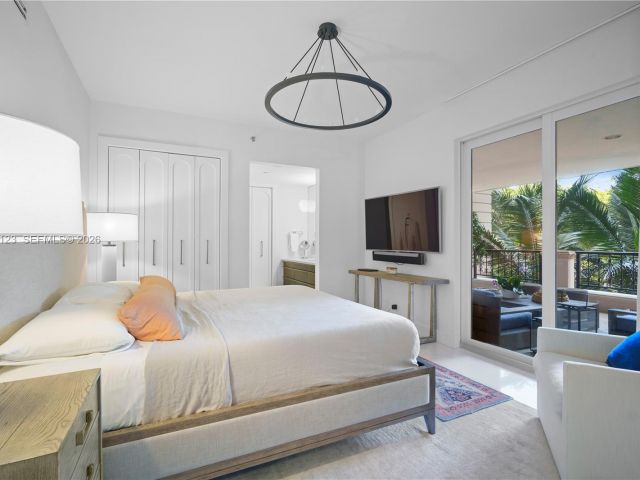 Продажа квартиры #5222 - фото 7516828