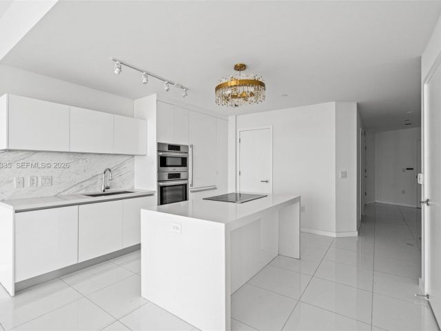 Продажа квартиры #2200 - фото 7487978