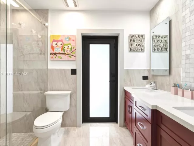 Продажа дома по адресу 23140 SW 187th Ave - фото 7581195