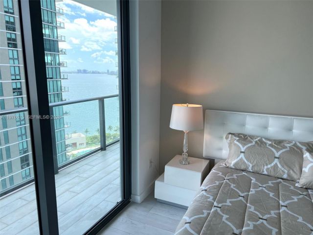 Квартира в аренду номер1606 - фото 7518953