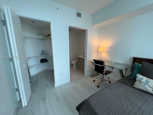 Квартира в аренду номер1606 - фото 7518959