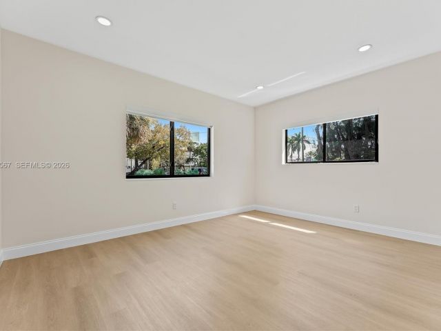 Дом в аренду по адресу 4144 Alton Rd - фото 7468540