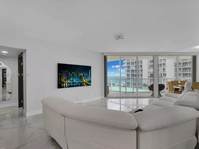 Продажа квартиры #738 - фото 7492432