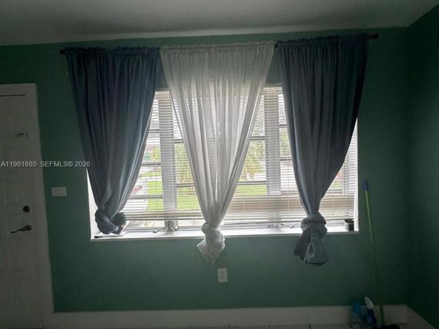 Дом в аренду по адресу 6443 Perry St 0 - фото 7472375