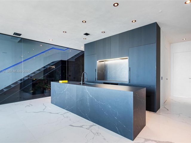 Квартира в аренду номерUPH5302 - фото 7494641