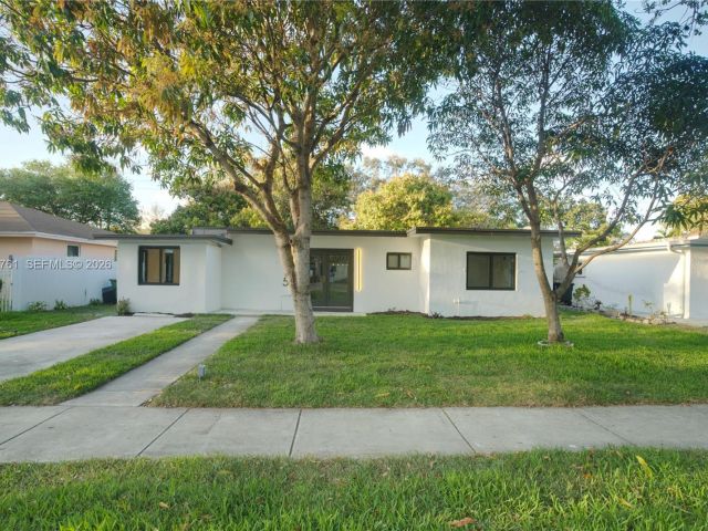 Продажа дома по адресу 315 NW 127th St - фото 7515162