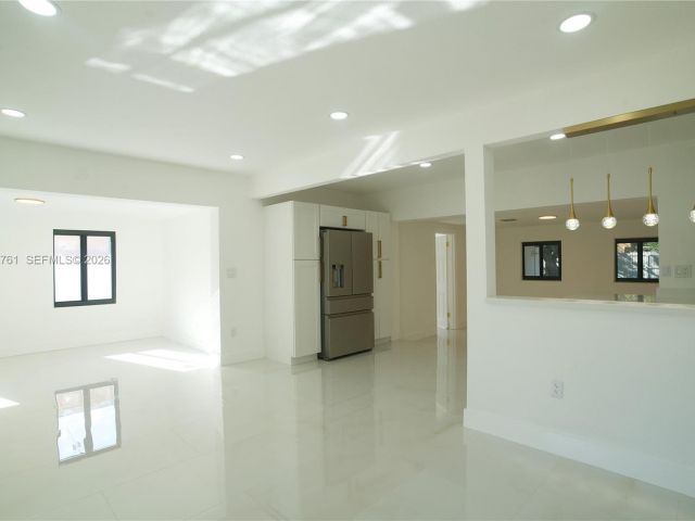 Продажа дома по адресу 315 NW 127th St - фото 7515163