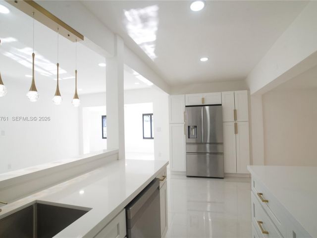 Продажа дома по адресу 315 NW 127th St - фото 7515166