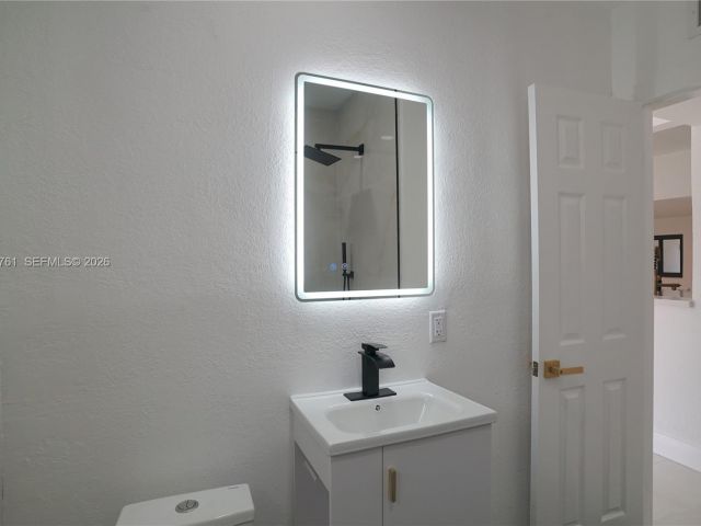 Продажа дома по адресу 315 NW 127th St - фото 7515178