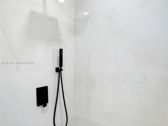 Продажа дома по адресу 315 NW 127th St - фото 7515179