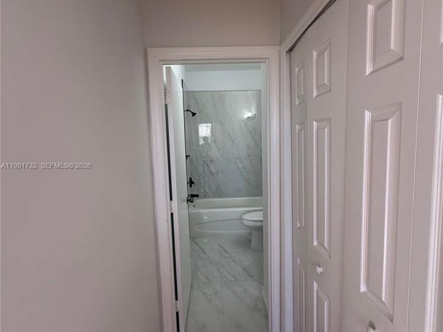 Дом в аренду по адресу 764 SW 106th Ave 1909 - фото 7455128