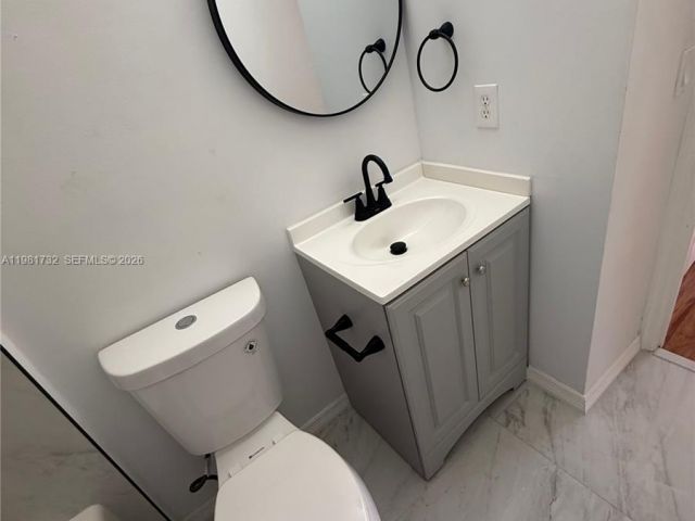 Дом в аренду по адресу 764 SW 106th Ave 1909 - фото 7455129