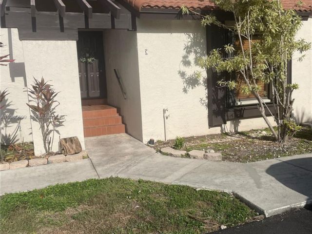 Продажа дома по адресу 15202 SW 46th Ln C-75 - фото 7518184