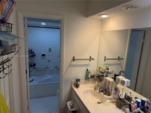 Продажа дома по адресу 15202 SW 46th Ln C-75 - фото 7518194