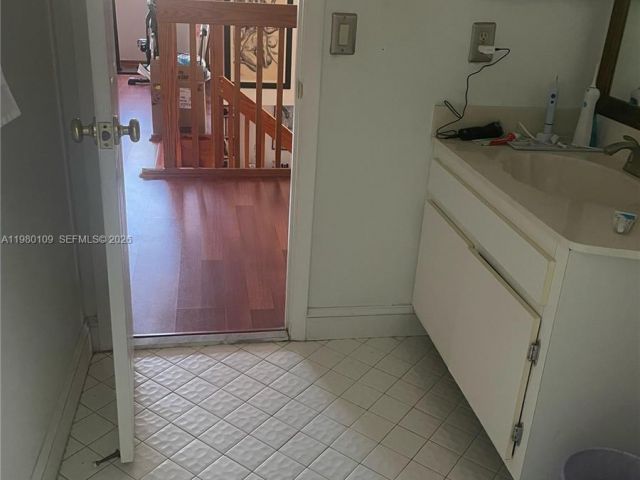 Продажа дома по адресу 15202 SW 46th Ln C-75 - фото 7518198