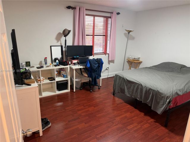 Продажа дома по адресу 15202 SW 46th Ln C-75 - фото 7518200