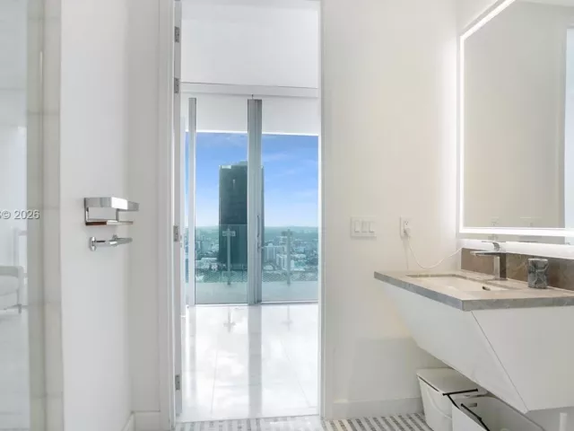 Продажа квартиры #3005 - фото 7497683