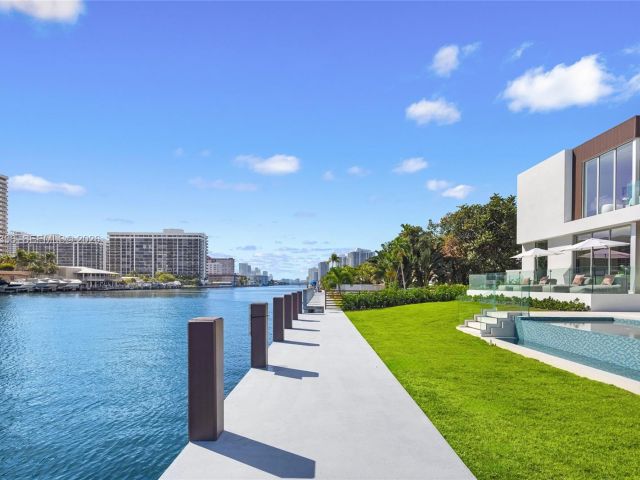 Продажа дома по адресу 503 Palm Dr - фото 7508891