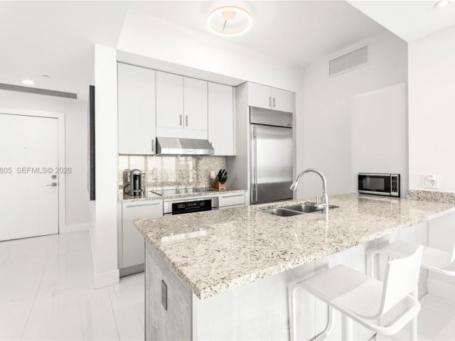 Продажа квартиры #4710 - фото 7517861