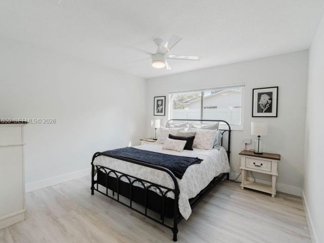 Продажа дома по адресу 1710 NW 106th Ter - фото 7535182