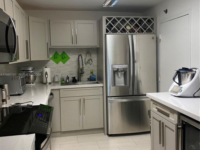 Продажа квартиры #1223 - фото 7526807