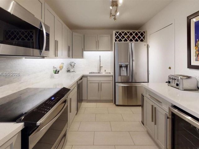 Продажа квартиры #1223 - фото 7526808