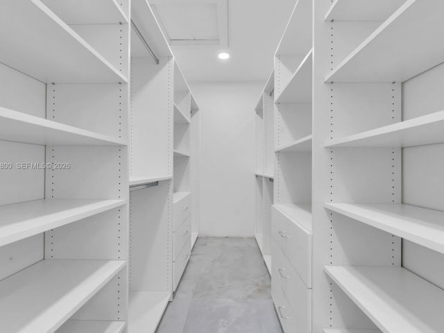 Продажа дома по адресу 200 N Hibiscus Dr - фото 7468207