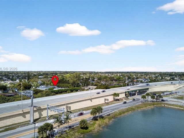 Продажа дома по адресу 11951 SW 120th Ter - фото 7466380