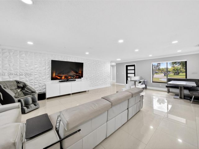 Продажа дома по адресу 11951 SW 120th Ter - фото 7466387