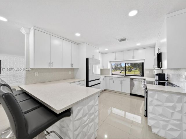 Продажа дома по адресу 11951 SW 120th Ter - фото 7466391