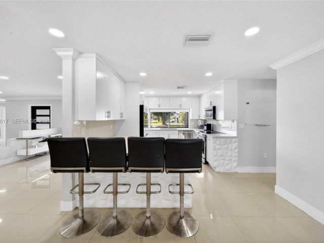 Продажа дома по адресу 11951 SW 120th Ter - фото 7466392