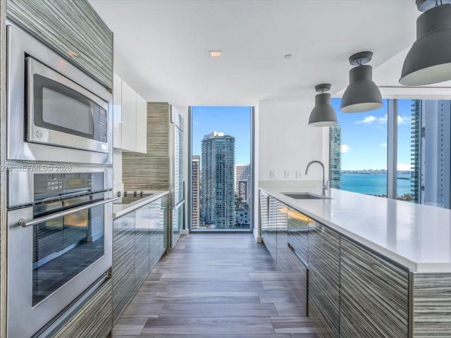 Продажа квартиры #3301 - фото 7493303