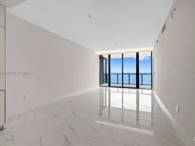 Продажа квартиры #2402 - фото 7525237