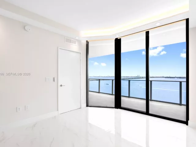 Продажа квартиры #2402 - фото 7525242