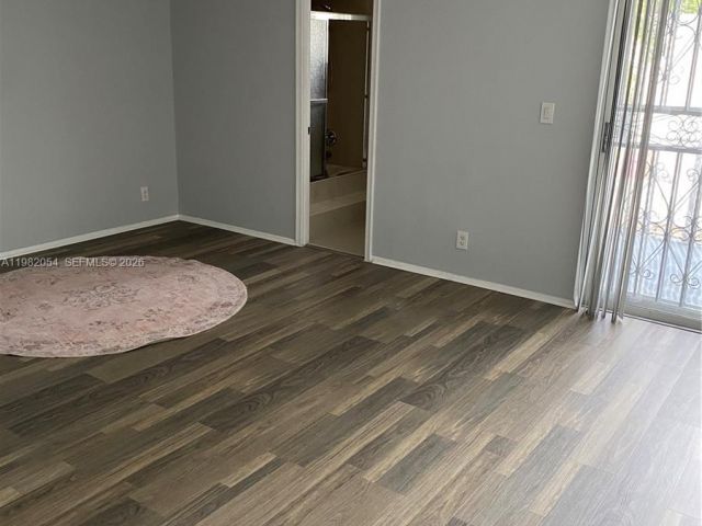 Дом в аренду по адресу 802 NE 26th Ave 802 - фото 7462055