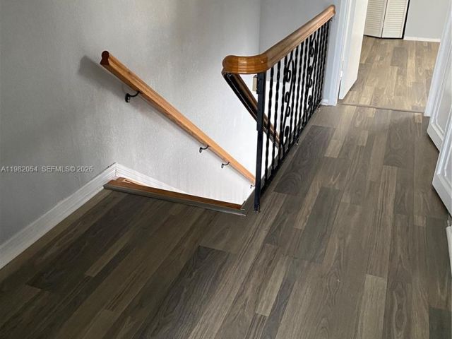 Дом в аренду по адресу 802 NE 26th Ave 802 - фото 7462060