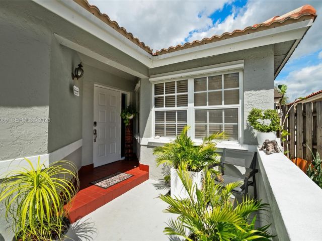 Продажа дома по адресу 10151 SW 138th Ct - фото 7463707