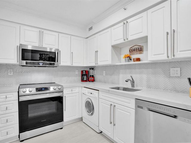 Квартира в аренду номер1615 (Available Sep 3) - фото 7477250