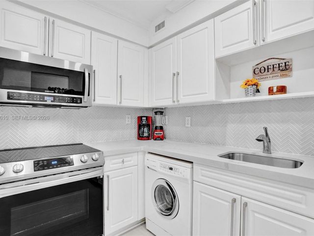 Квартира в аренду номер1615 (Available Sep 3) - фото 7477252