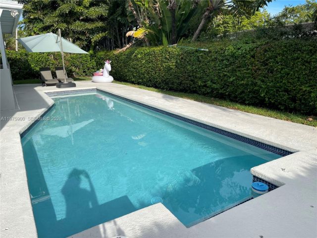 Дом в аренду по адресу 1420 Baracoa Ave - фото 7470749